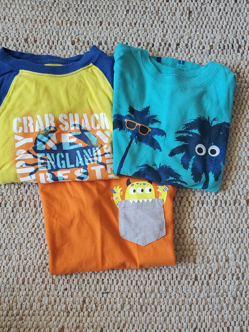 Boys 5T Graphic Summee Tees